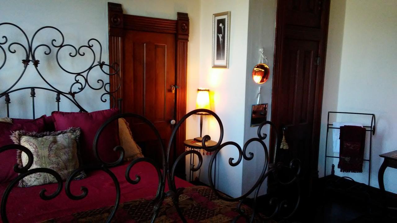 Fig Tree Manor Bed and Breakfast Palestine Eksteriør billede