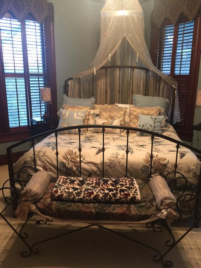 Fig Tree Manor Bed and Breakfast Palestine Eksteriør billede
